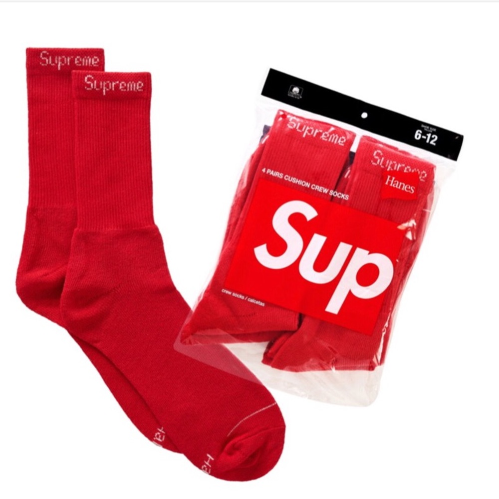 Supreme®️/Hanes
